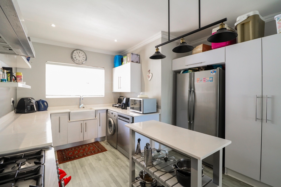 3 Bedroom Property for Sale in Summerstrand Eastern Cape